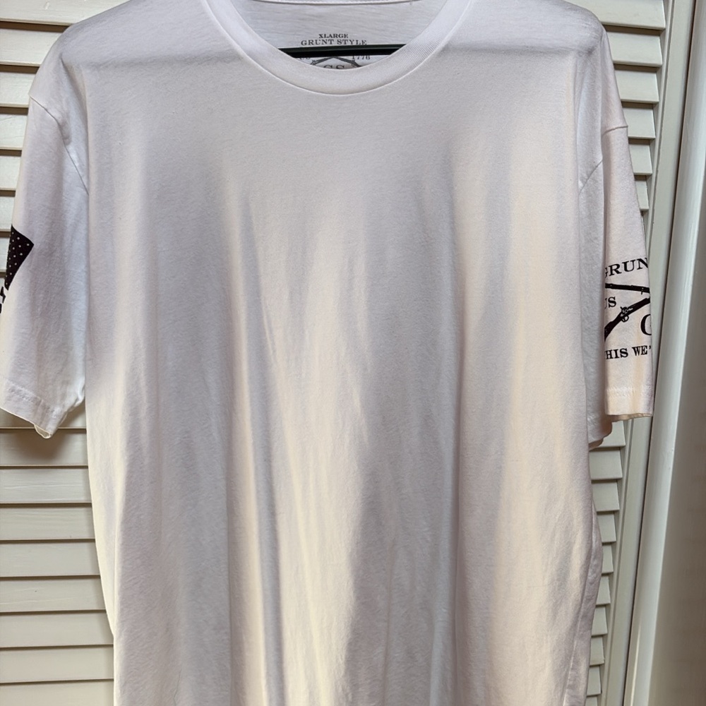 Grunt Style White Graphic Men's T-Shirt